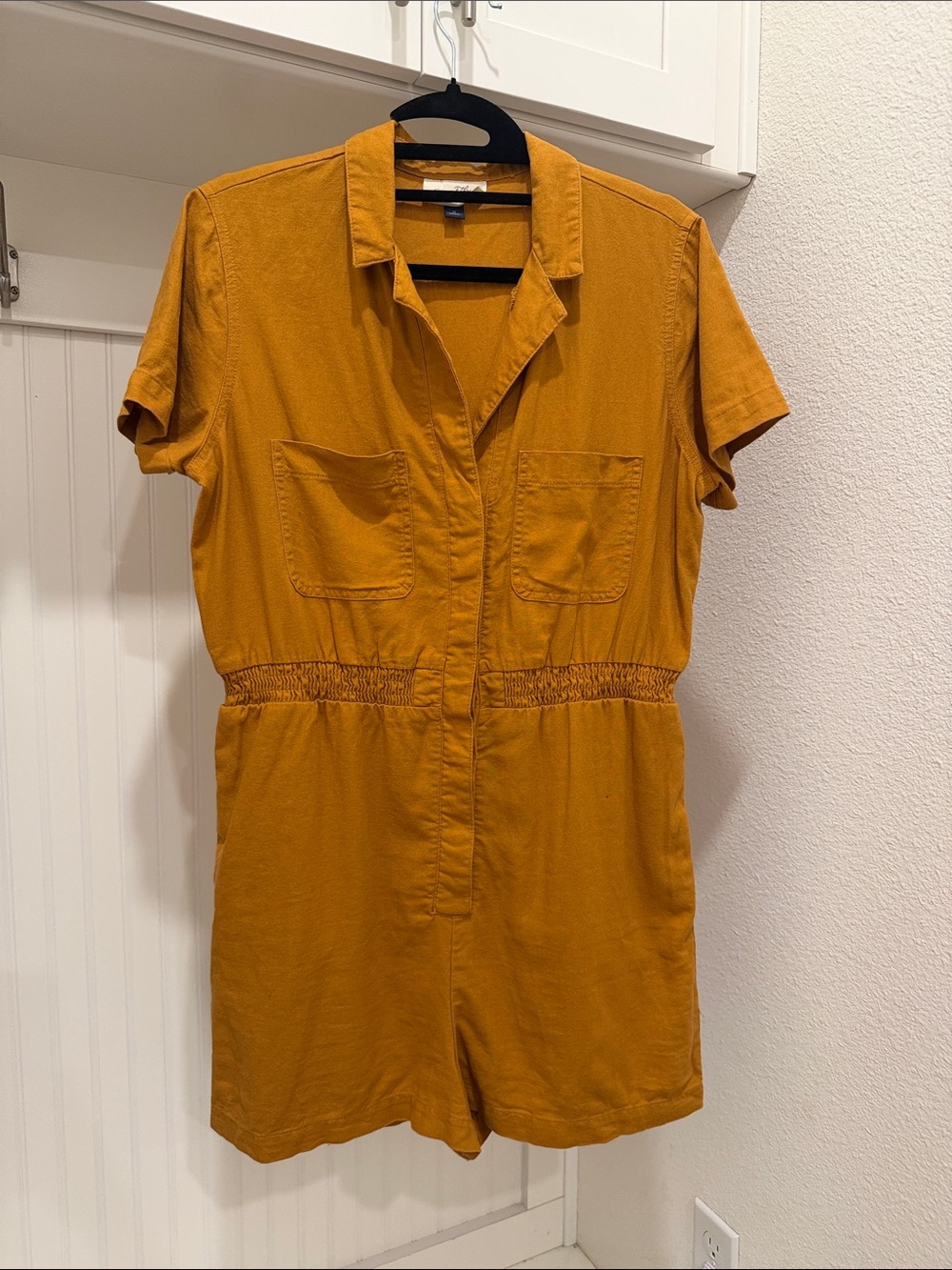 Universal Thread Women's Rust Orange Button-Front Romper